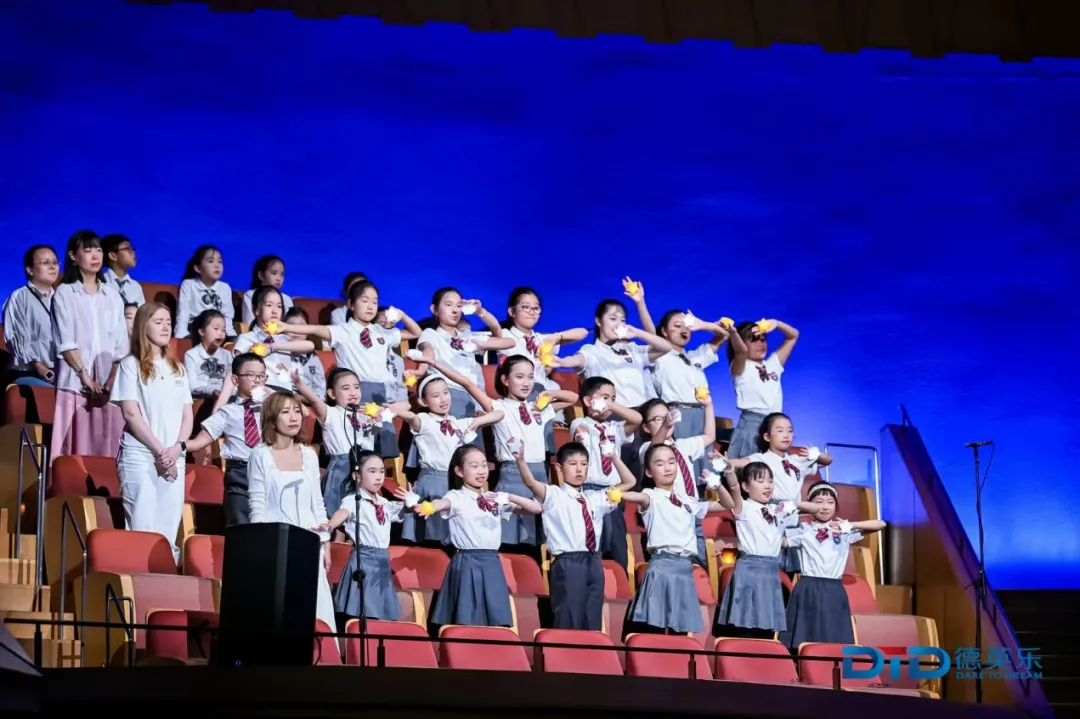 本次演出依托捷豹上海交响音乐厅世界级的360度环绕式声场设计回归