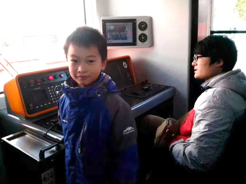 小谭妈妈非常纳闷,自家先生并不是一个快速决策的人(图 2)