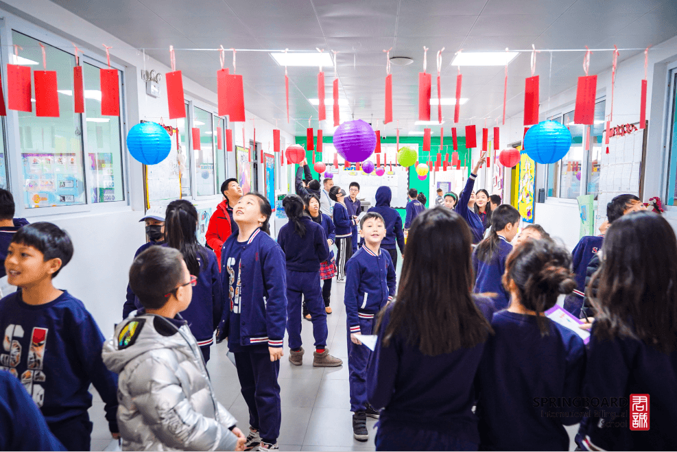 五年级:元宵字谜会,智慧耀校园!