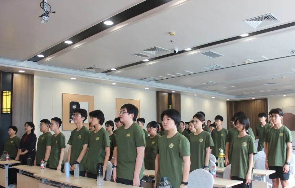 在充满未知和期待中起航