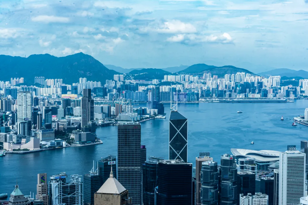 2026 中国留学格局大洗牌:英国 7 连冠,香港跃居第二,多国联申成刚需