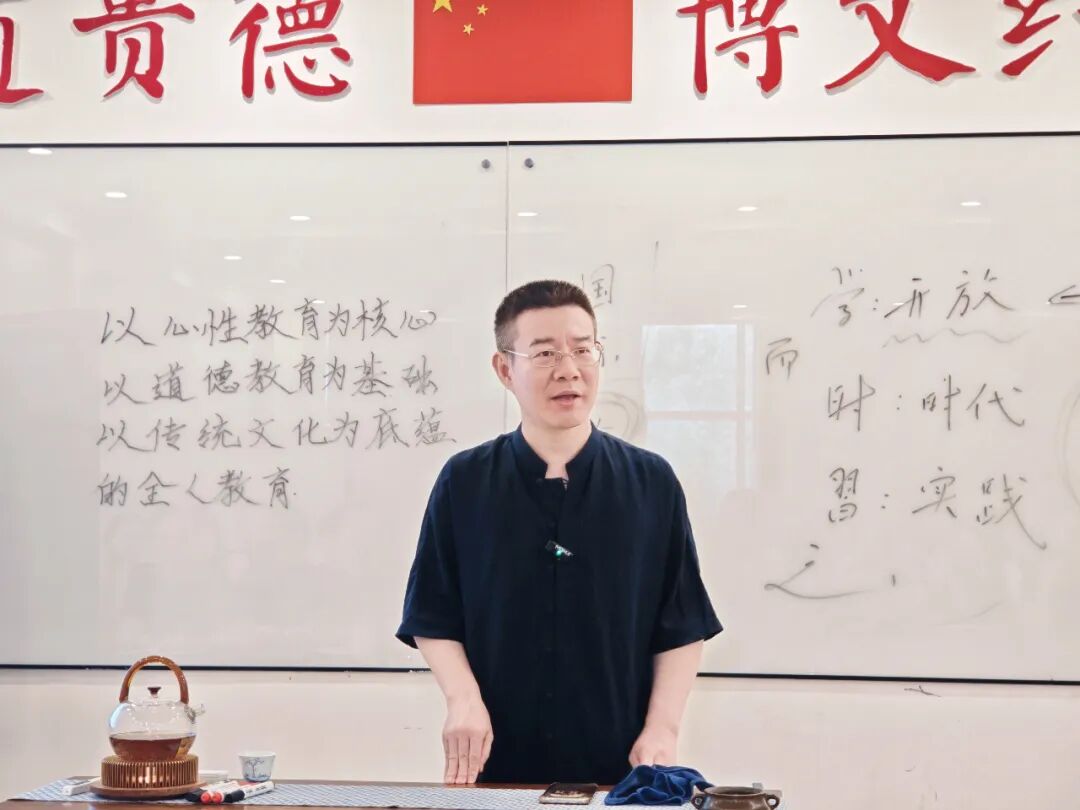 文武兼修 接轨国际