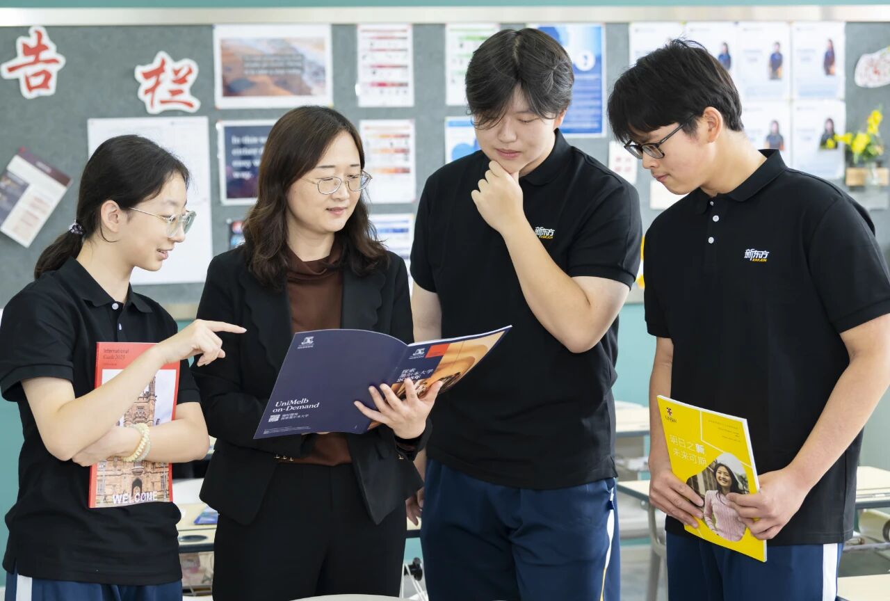 在这里,我们汇聚了对教育充满热情且专业的老师们。