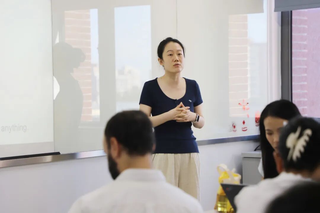我注意到你这道题的计算步骤跳了三步，所以答案有偏差。