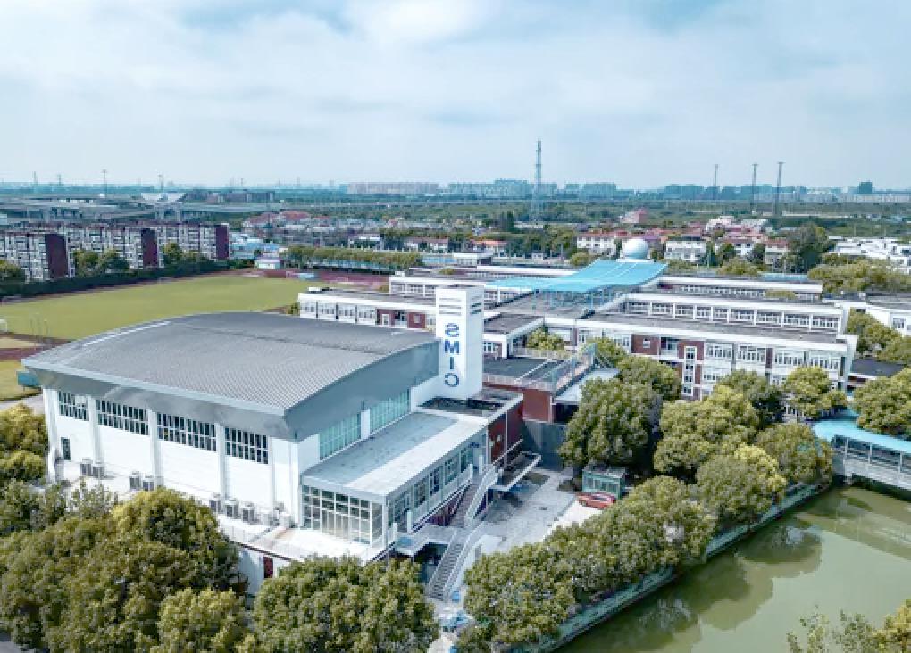 上海中芯国际学校图片