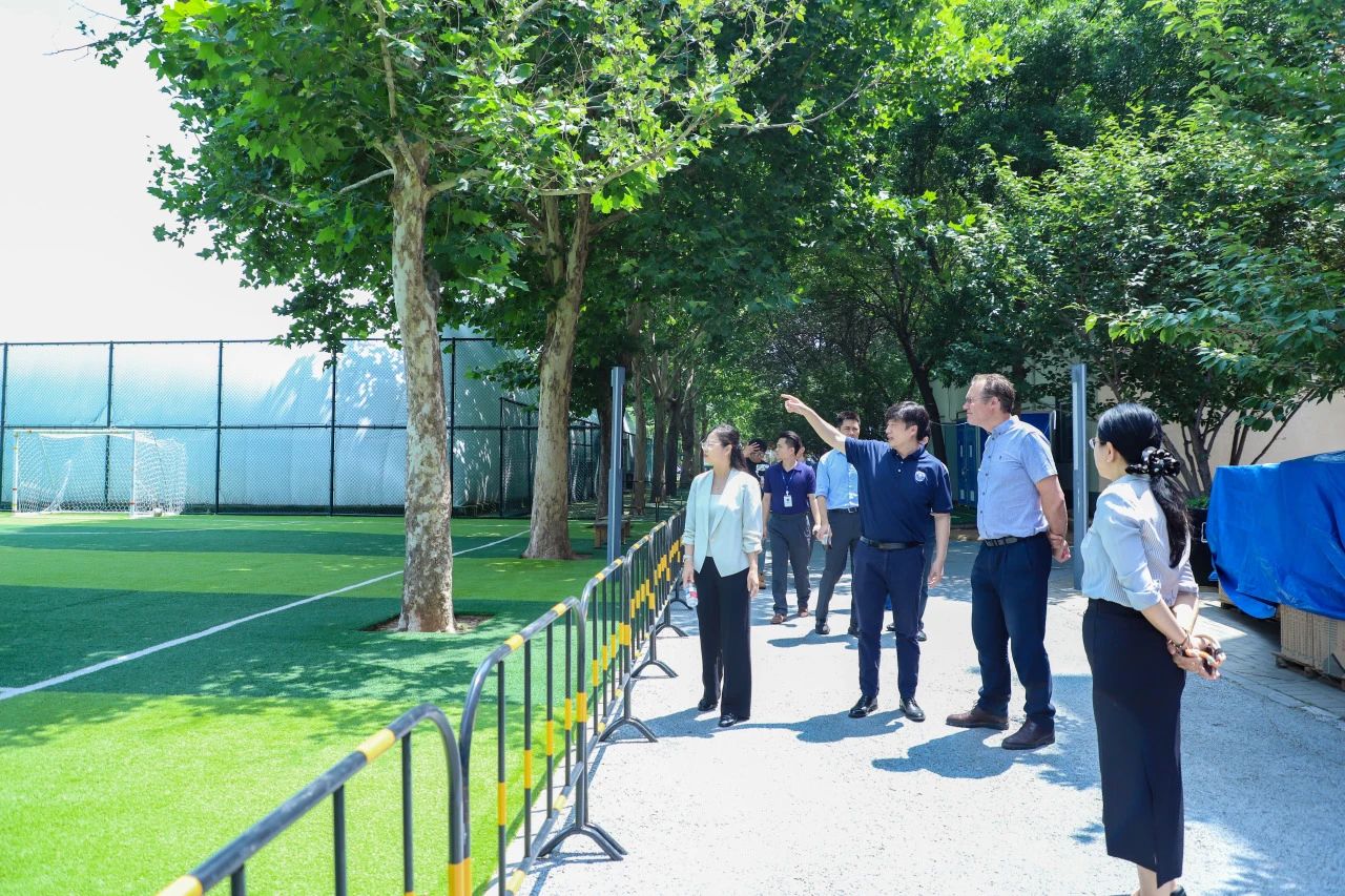 新府学全球预科中心已获得英国 INTO Qualificatio