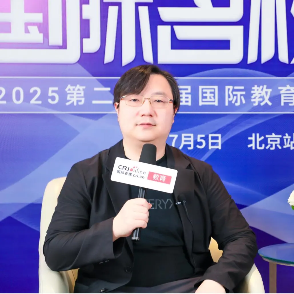 访谈最后,多位嘉宾达成共识:在AI技术深度融入教育的今天