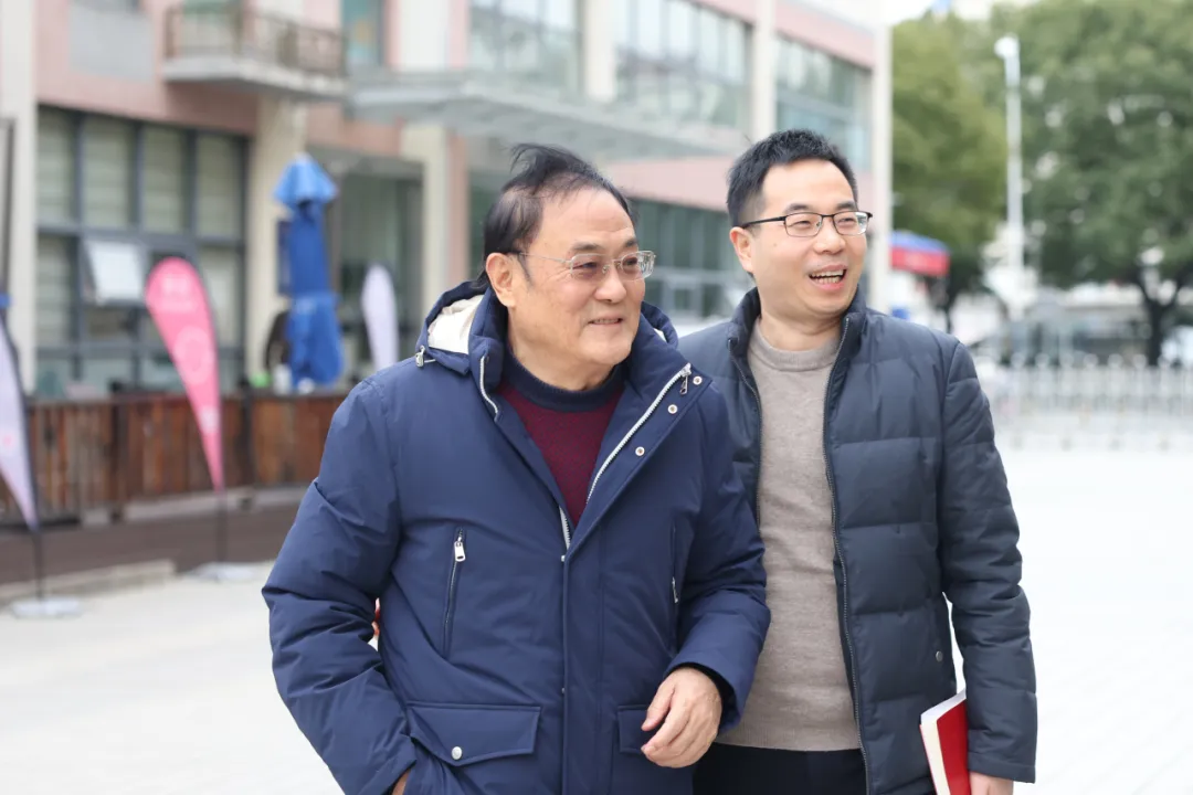 12月19日下午,闵行区发展和改革委员会党组副书记(图 2)