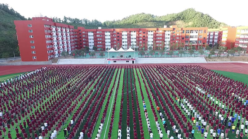 探索十堰东风工业园国际学校：家长眼中的教育绿洲