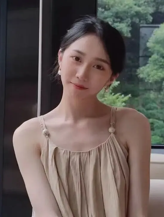 北京市音乐舞蹈学校江莉惠