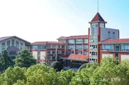 特邀学校精彩前瞻
