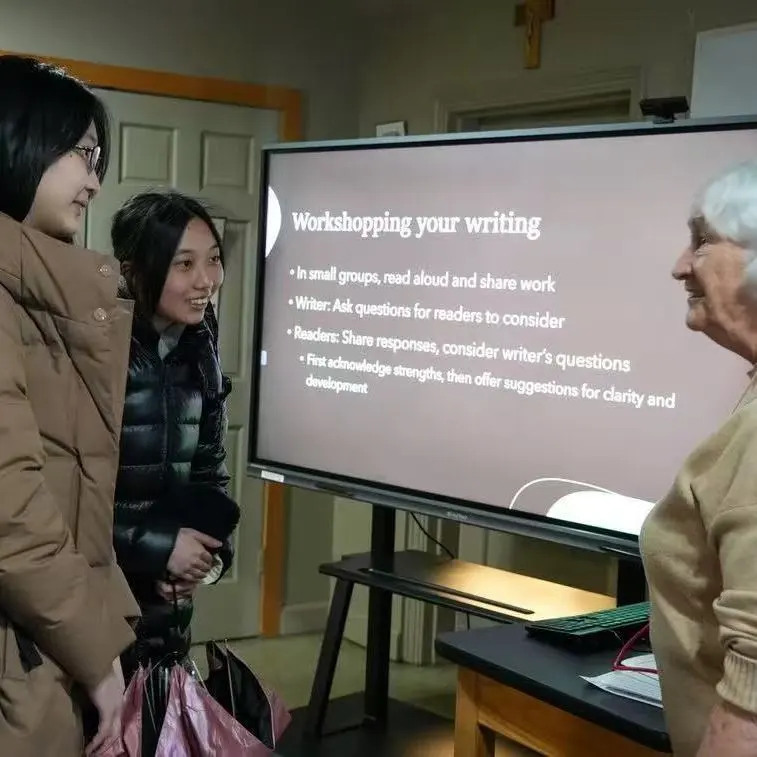 校园餐厅:学校的餐厅由SAGE公司供应非常丰盛的餐食(图 2)
