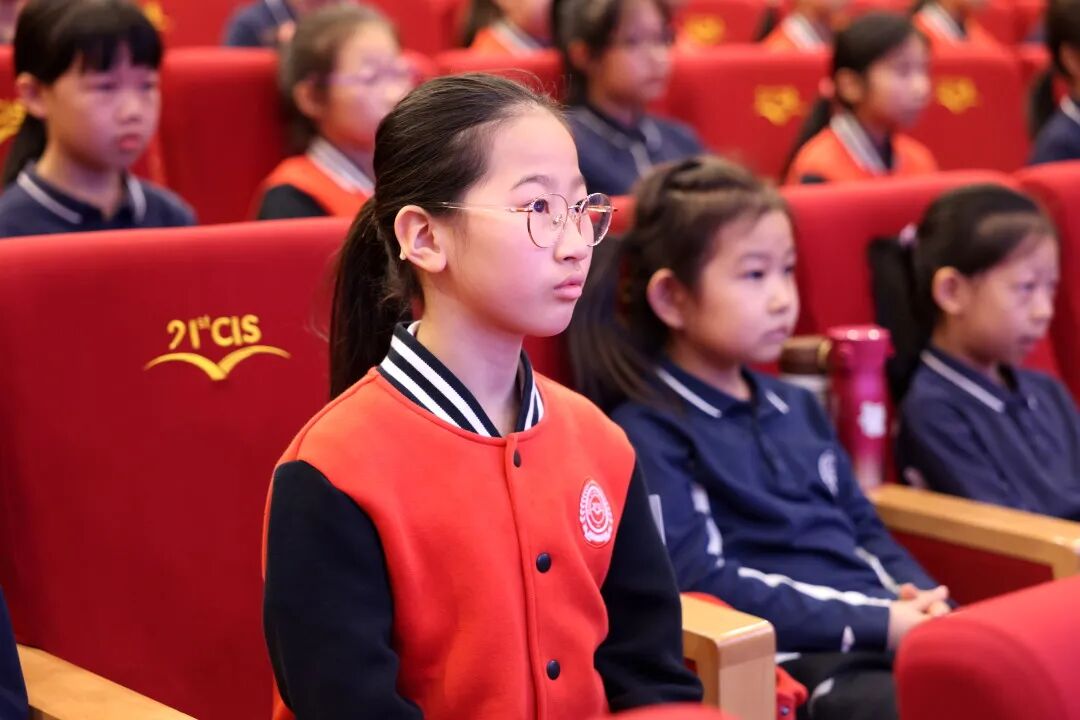 《我心中的格桑梅朵》(男子群舞):