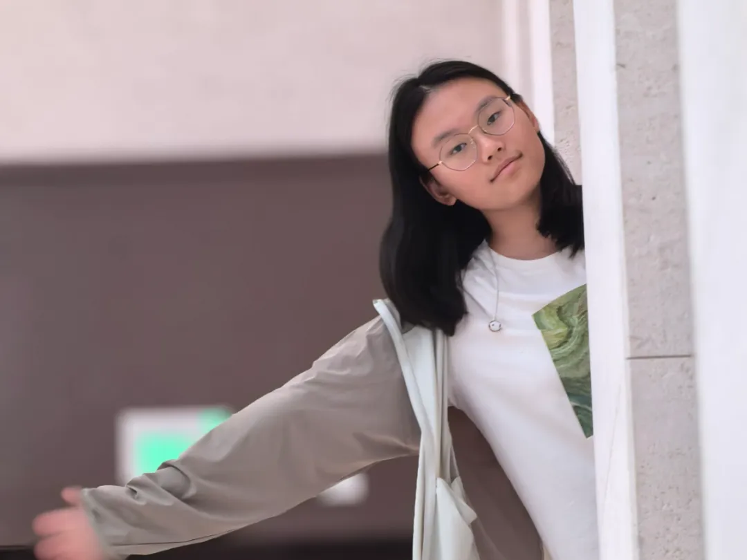 高一(18)班 靳淇