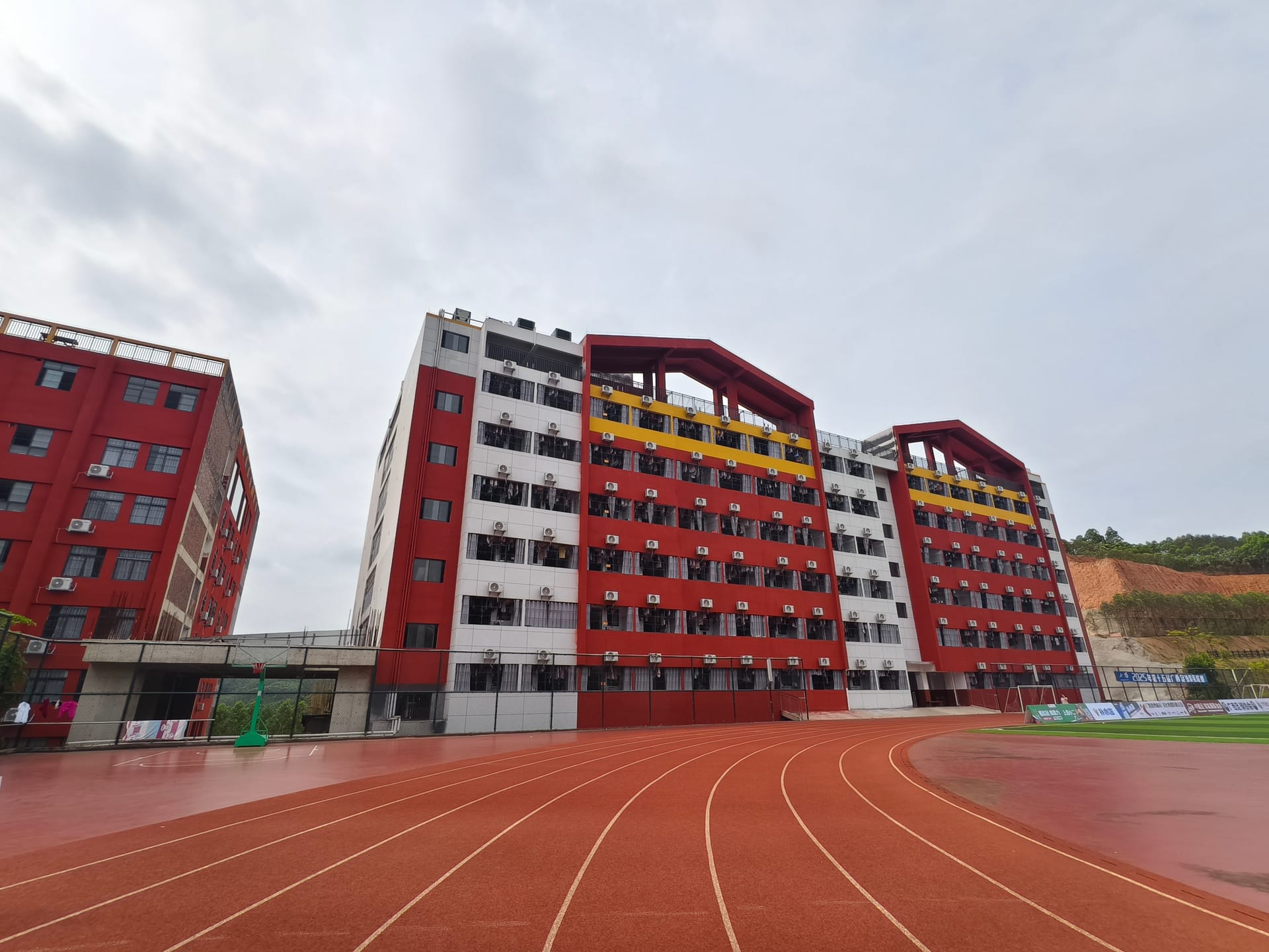 上海羽翼国际艺术学校照片