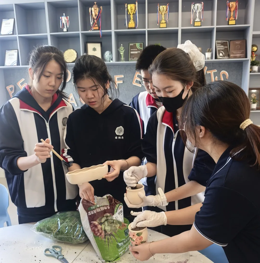 环保没有终点,就像花开不会止步于一季。