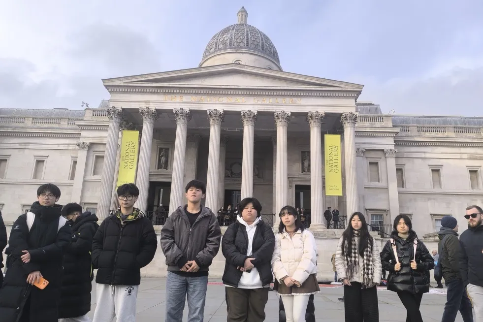 在国家美术馆,从文艺复兴到后印象派的经典画作依次呈现