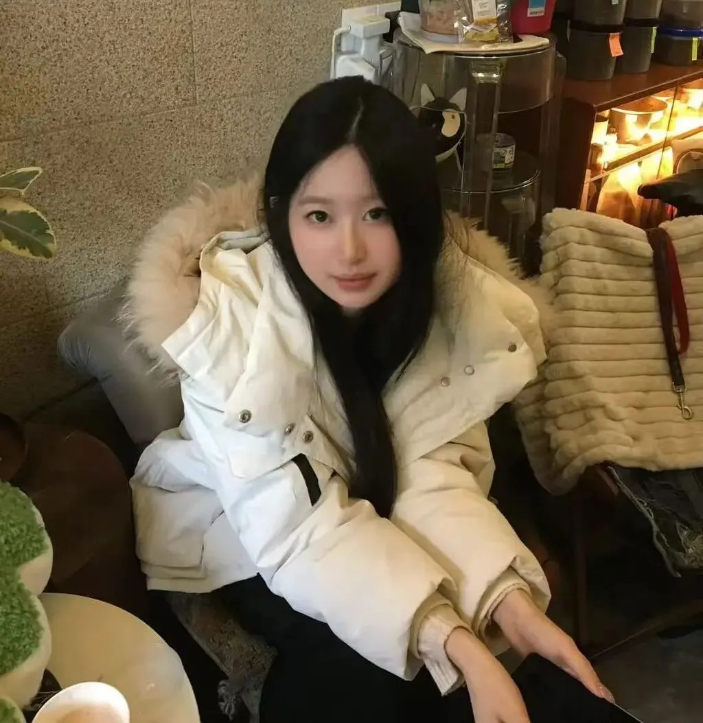 从此,赵同学开始主动参与更多展示自我的活动,从一个安静的旁观者