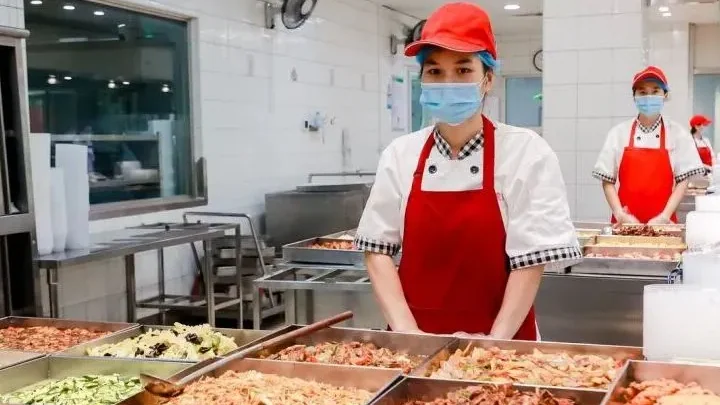 “舌尖上的名校”丨上海国际学校的午餐,凭什么让家长学生都点赞?