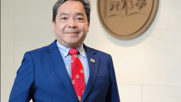 2025高招进行时丨香港恒生大学常务暨学术及研究副校长莫家豪教授欢迎广大学子报考