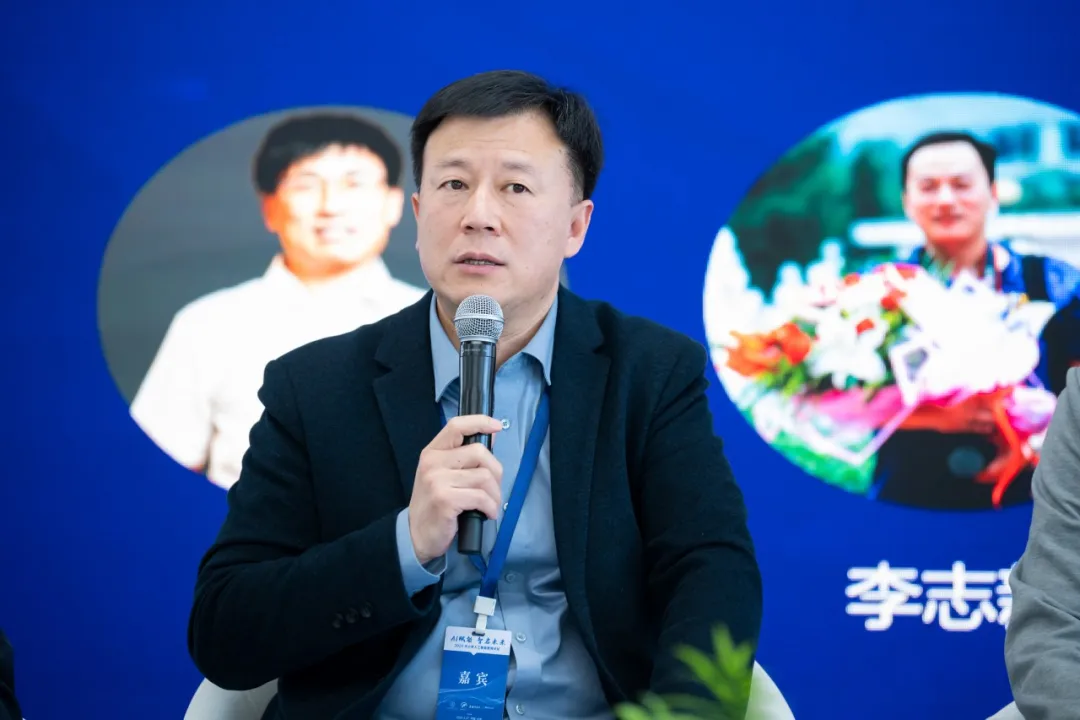 商红领校长表示,我们在思考教育与技术融合时,需回归理想教育的本质,明确教育核心价值是助力孩子成为最好的自己,为其提供个性化成长机会。