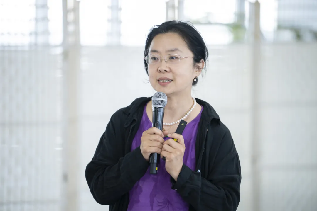 苏州大学新教育研究院副院长、苏州大学新教师基金秘书长、北京一土学校创校校长郭小月围绕AI时代的教师素养展开探讨,为教育发展提供了新思路。