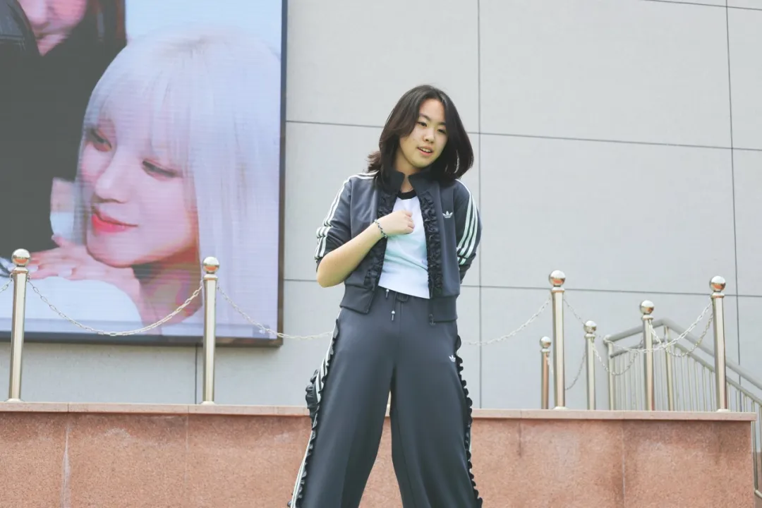 高一年级同学热情尤为高涨，多首投稿歌曲接连响起