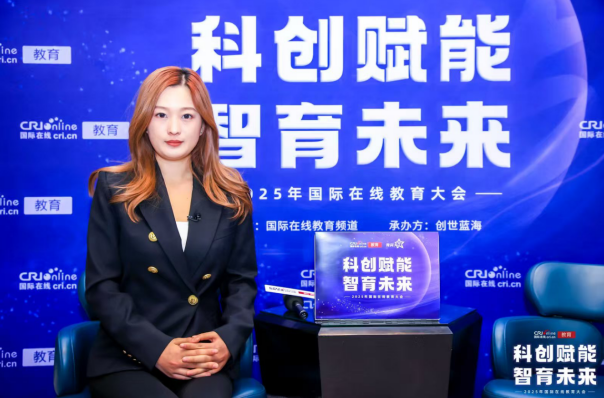 逻科斯教育集团区域副总裁柳桂芳照片