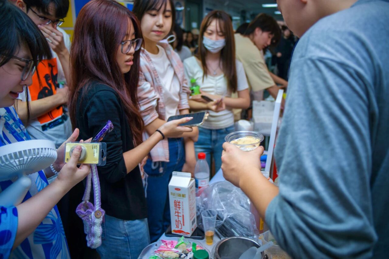 北外ICC「回忆交换商店」正式“开业”啦！