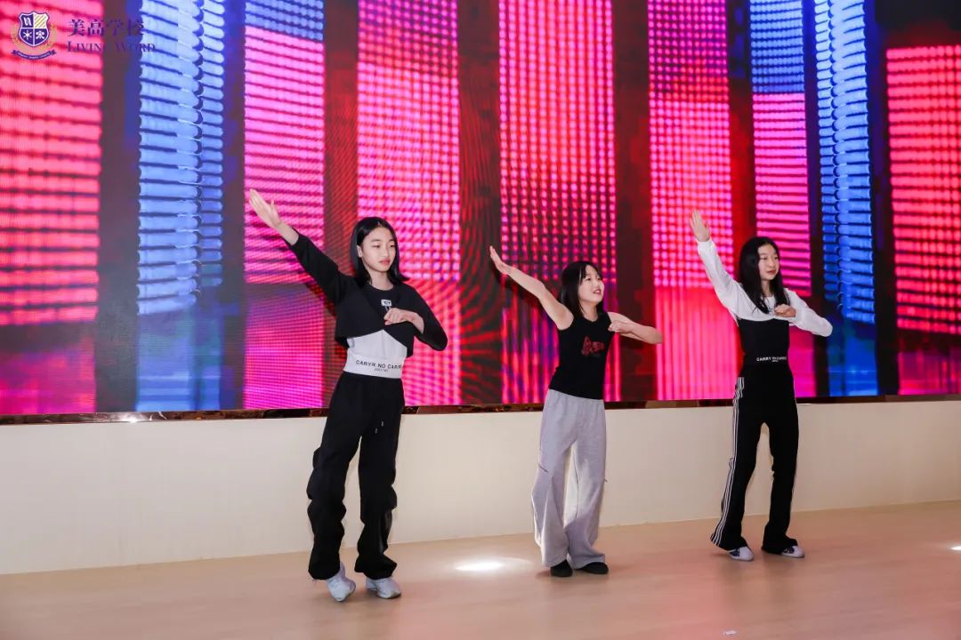 In the competition, the children(图 2)