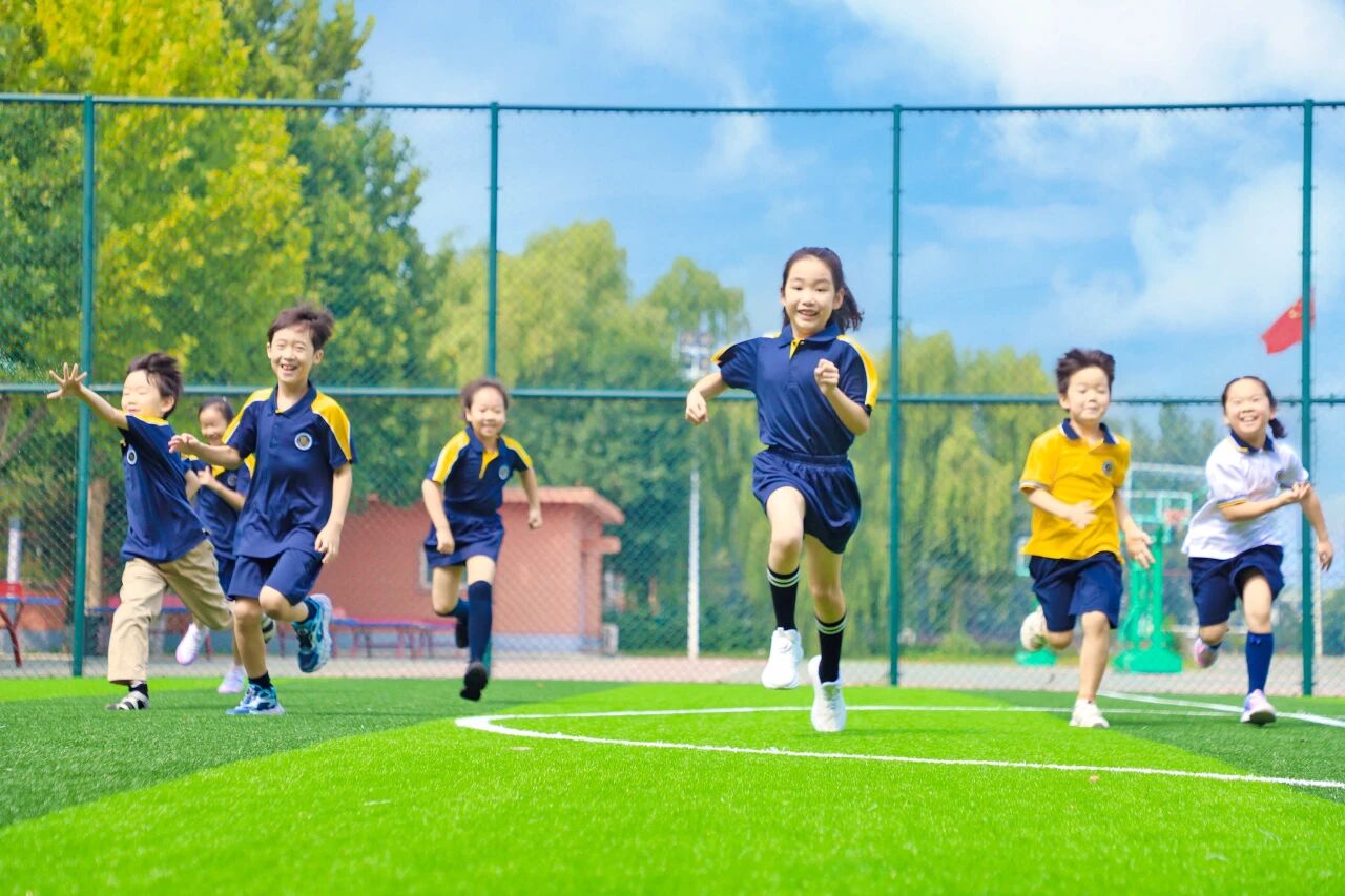 逐梦扬帆,前路铺锦——新府学初小部开学典礼启新程