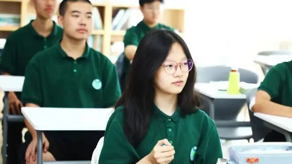 “何谓超前教育?”青苗校长破局:教育没有标准答案,只有量身定制的解药