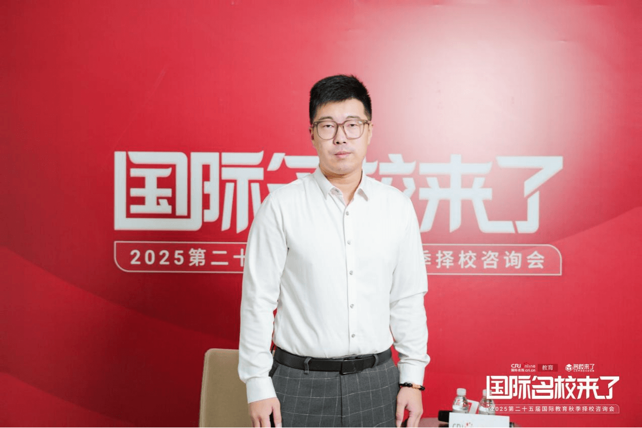 上海美高双语学校项目主管司杰照片