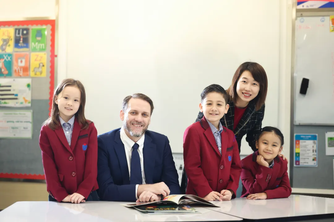 北京耀中坐落在北京朝阳区红领巾公园内,位置优越,交通便利。(图 2)