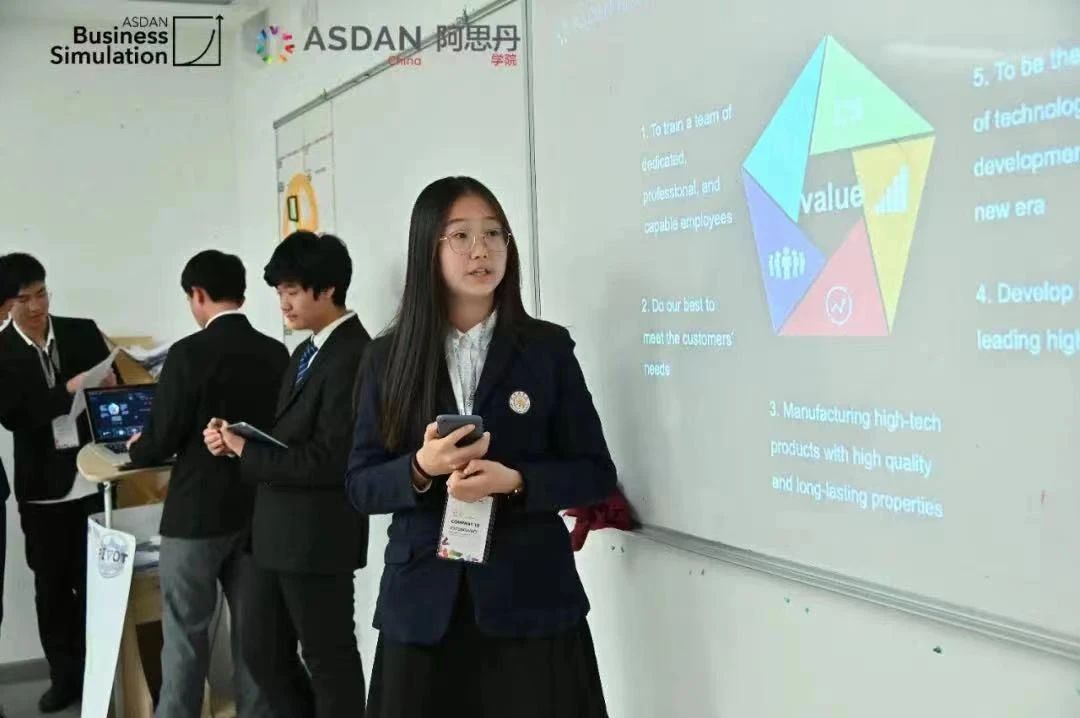 在这里,除了能享受优质的教育生态、一流的教育环境外,优秀如你