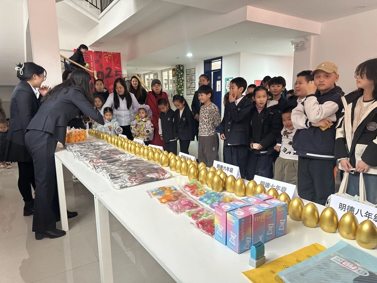 在数学的世界里,努力与智慧终将绽放光芒,收获满满的回报。