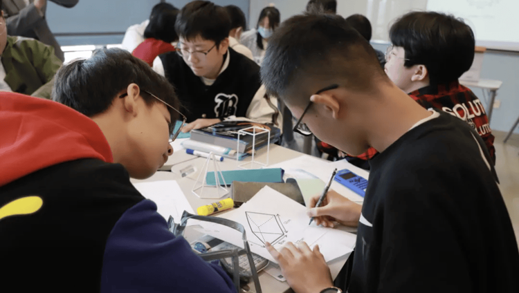 北外ICC荣获“2024师资竞争力标杆国际化学校”称号Honors of BFSU ICC 北外ICC荣获“2024师资竞争力标杆国际化学校”称号Honors of BFSU ICC