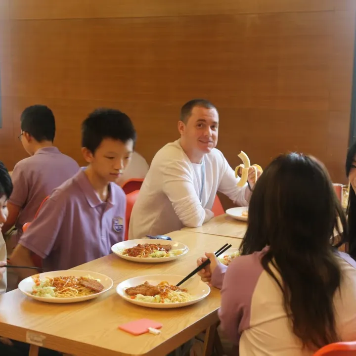 随着新学期的到来,校园不断的升级(图 2)