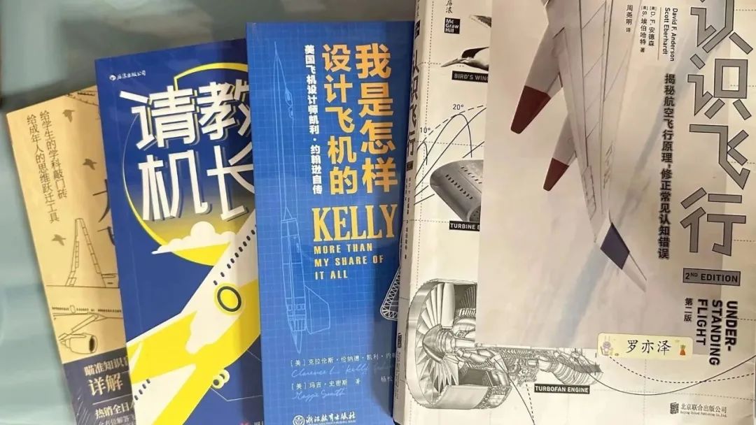 在进入学校无人机社团之前，罗亦泽喜欢在天文宇宙方面的探索