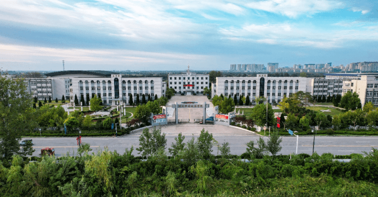 学校现设有信息传媒与艺术学院、智能制造与建造学院