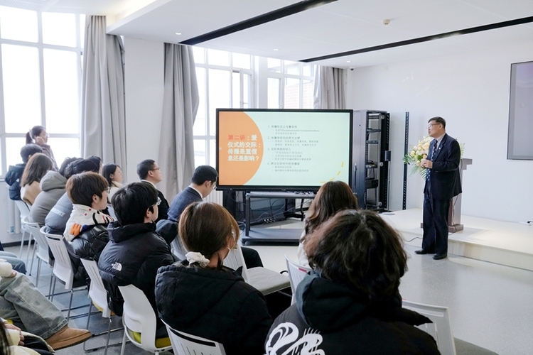 燕京理工学院世界青年领导力论坛:中加高校共探全球青年领导力 燕京理工学院世界青年领导力论坛:中加高校共探全球青年领导力