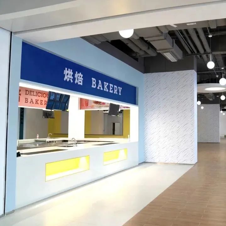 餐厅共有七个档口,分别为韩餐、清真、盖饭、面条、西餐、轻食(图 4)