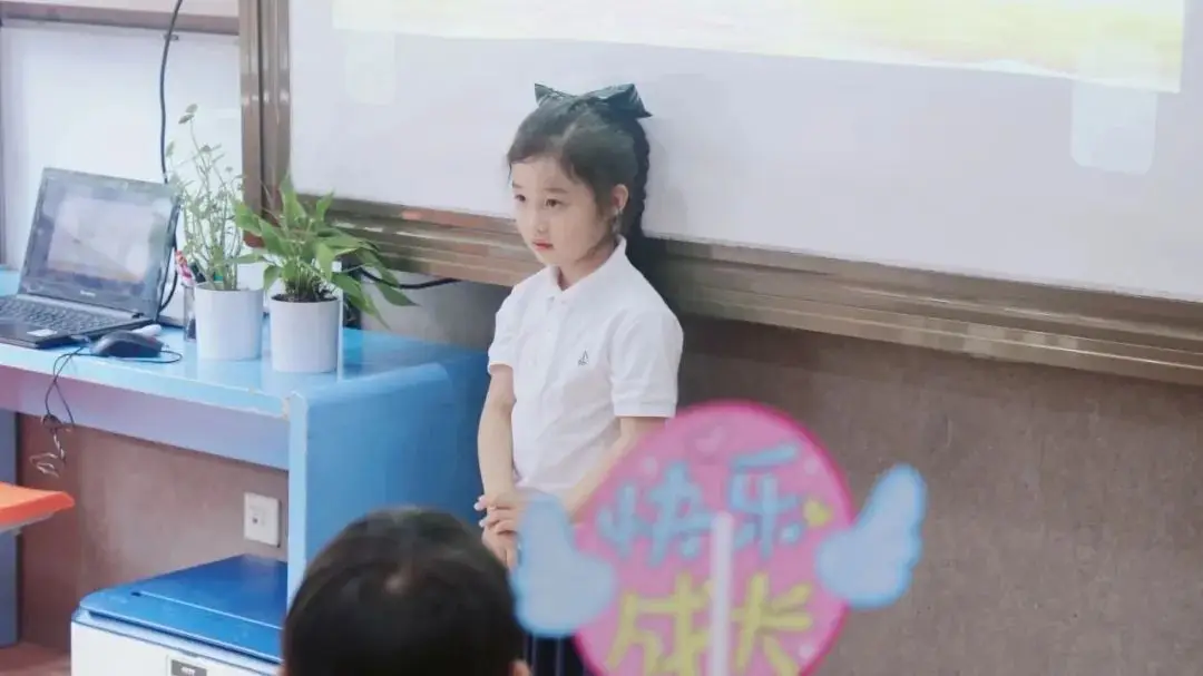 拉近了与师生的距离为了迎接新同学(图 2)