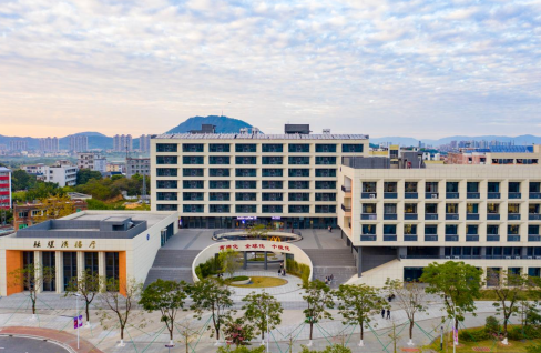 2026高招进行时丨华南农业大学珠江学院:湾区机遇 全球视野 让成长与世界同频 总而言之,学校是一所 接地气、有底气、有活力 的应用型大学
