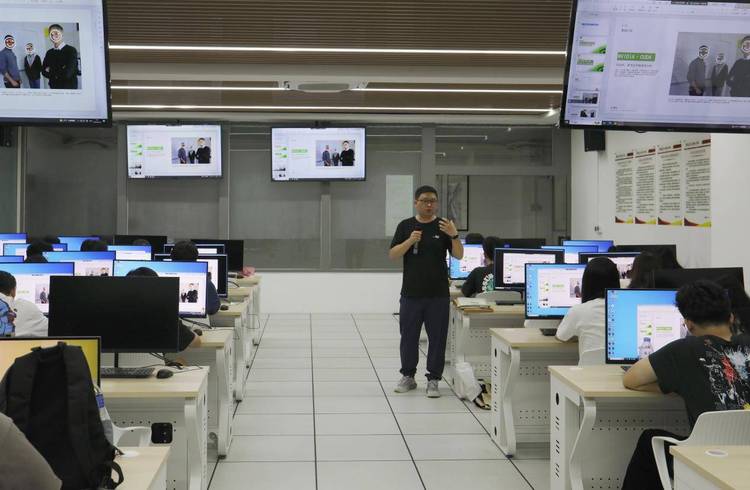 华南农业大学珠江学院顺利举办AIGC设计新势力训练营暨AIGC设计大赛 华南农业大学珠江学院顺利举办AIGC设计新势力训练营暨AIGC设计大赛