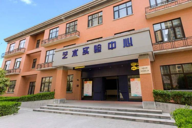 国漫崛起路上 郑州商学院如何为动漫人才保驾护航? 国漫崛起路上 郑州商学院如何为动漫人才保驾护航?