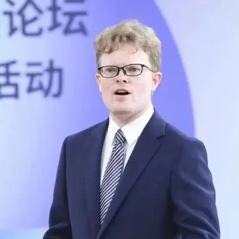 所有共同经历的一切,都是师生们共同的人生财富。