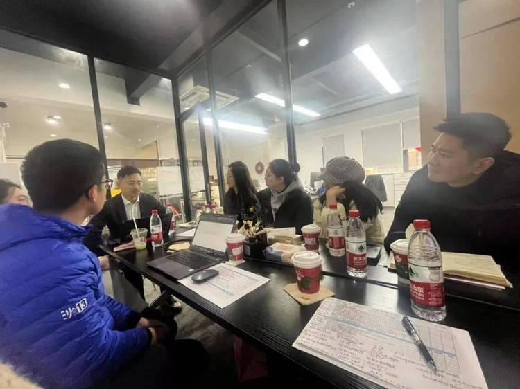 基石变革:数字化引擎如何破解蓝领行业困局?——上财商学院MBA第十届整合实践系列报道(一) 基石变革:数字化引擎如何破解蓝领行业困局?——上财商学院MBA第十届整合实践系列报道(一)