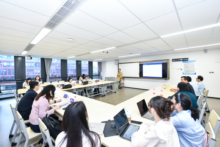 中国世界经济学会2024年年会暨中青年论坛在广州商学院举行 中国世界经济学会2024年年会暨中青年论坛在广州商学院举行