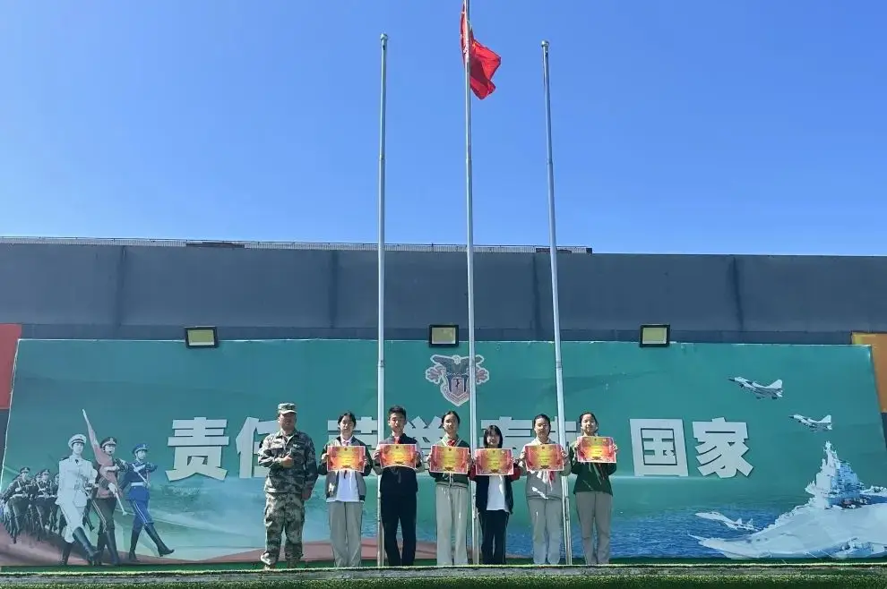 充实快乐的时光，在第二天下午画上了句点。
